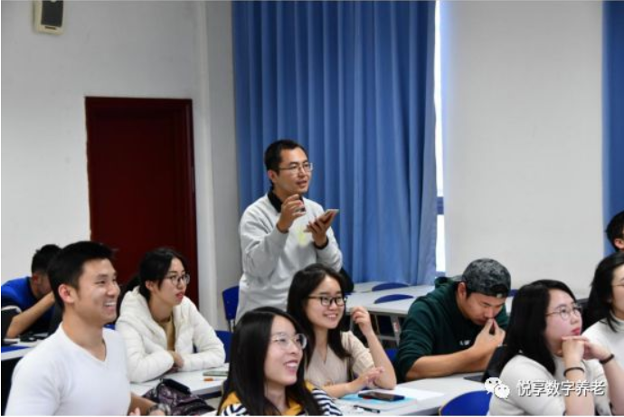 “智慧养老，相信未来” ——悦享数字走进清华大学(图4)